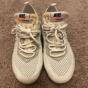 Nike Vapor Max Off Whites